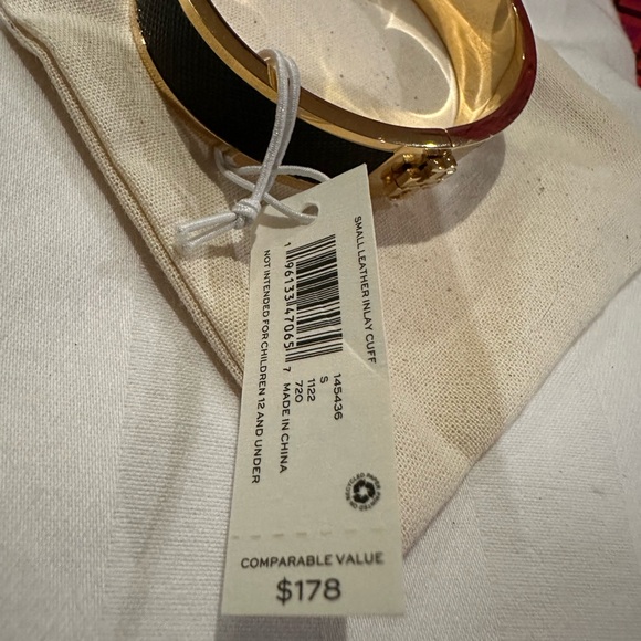 Tory Burch Leather Black gold inlay cuff bracelet NWT size small - retail’s $178 - Picture 10 of 11